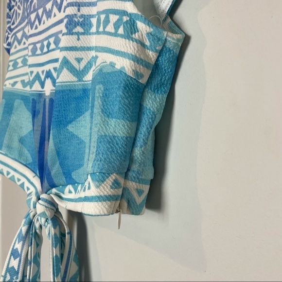 🎉 Host Pick 🎉 SABO Skirt Cropped Double Waist Tie Cap Sleeve Top - Picture 7 of 12